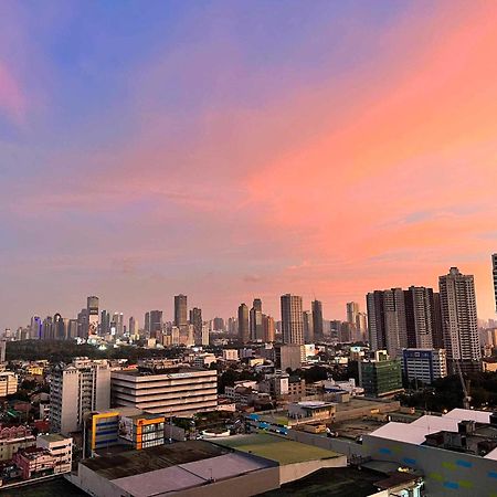 Manhattan Heights Towerb In Araneta Cubao 5Mins Walk To Smart Araneta Manila Exterior foto